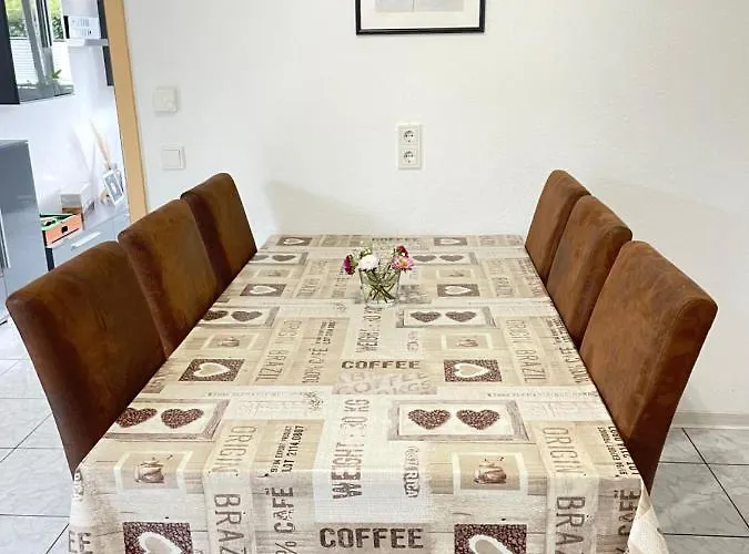 Roemerhaus 度假居 *